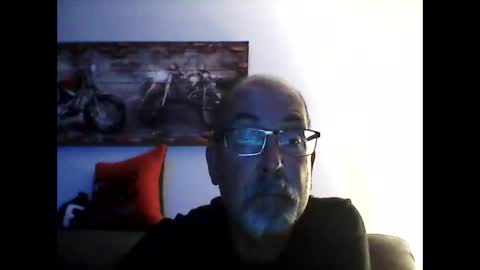 me at home online show from November 20, 4:44 am