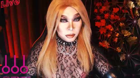 Snapshot of medusaprey chatting on October 24, 7:25 pm THE QUEEN ALPHA   Queen Medusa Prey online show from October 24, 7:25 pm