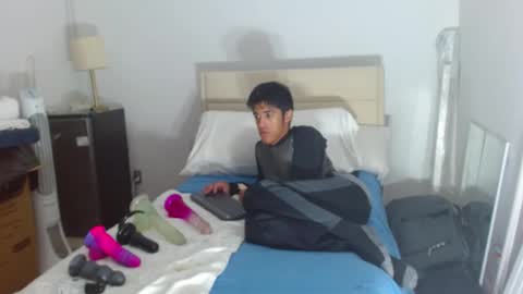 MeekTheTwink18 online show from September 20, 6:38 am