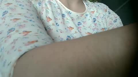 meena_11 online show from April 13, 4:06 am