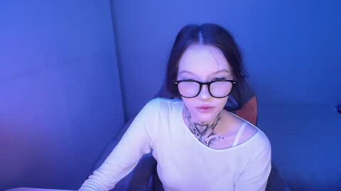 Snapshot of mefwhore chatting on February 2, 7:25 pm mefwhOre online show from February 2, 7:25 pm