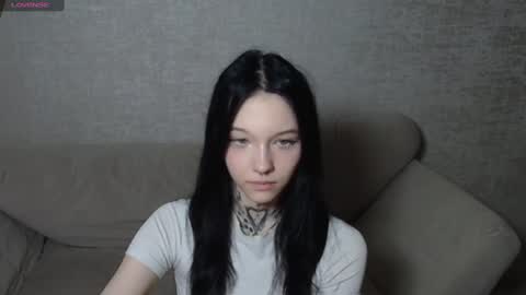 Snapshot of mefwhore chatting on March 4, 9:54 pm mefwhOre online show from March 4, 9:54 pm