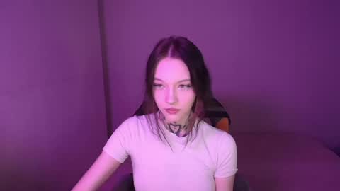 Snapshot of mefwhore chatting on February 4, 7:22 pm mefwhOre online show from February 4, 7:22 pm
