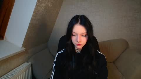 Snapshot of mefwhore chatting on March 6, 7:21 pm mefwhOre online show from March 6, 7:21 pm