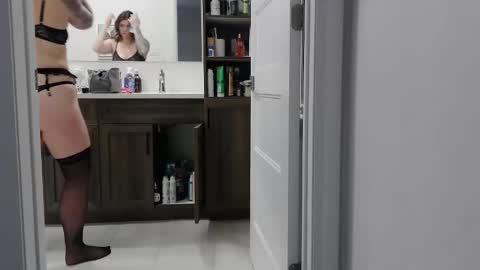 megadon1990 online show from December 14, 1:45 am