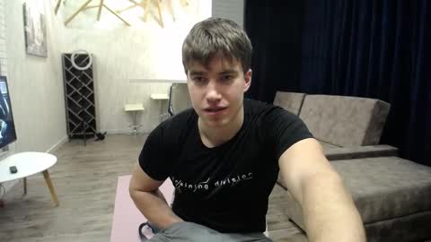 Max online show from February 23, 4:53 pm