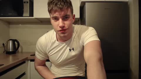 Max online show from March 9, 10:52 pm