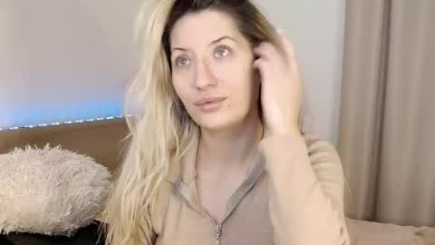 Megan Blazee  online show from January 10, 10:04 pm