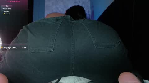 Snapshot of megan_browns1 chatting on October 18, 5:28 pm Megan online show from October 18, 5:28 pm