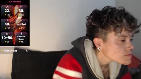 Megan and sophi online show from October 7, 7:26 am