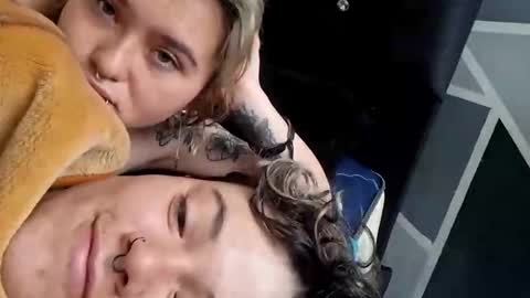 Megan and sophi online show from October 21, 11:26 am