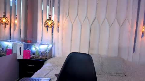 megan do santos online show from May 22, 8:48 pm