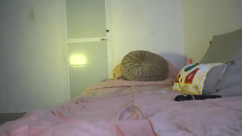 megan online show from October 18, 4:16 am