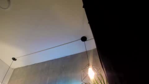    online show from March 5, 2:03 am