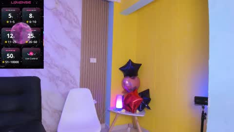 Snapshot of megan_star73 chatting on October 18, 11:36 am Megan online show from October 18, 11:36 am