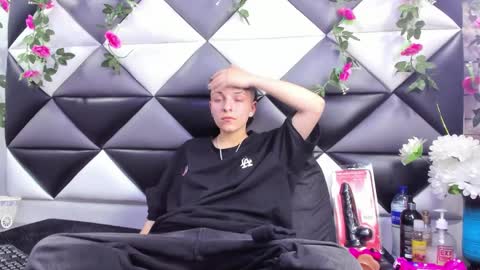 Snapshot of megan_thompsonn_ chatting on October 2, 2:54 am megan_thompsonn_ online show from October 2, 2:54 am