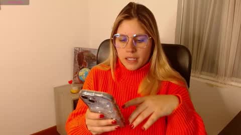 Snapshot of meganlk chatting on March 4, 4:41 pm MEGAN online show from March 4, 4:41 pm