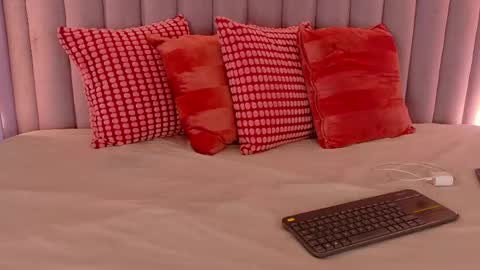MEGAN online show from May 26, 2:50 am