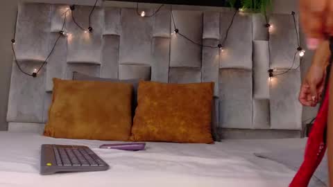 MEGAN online show from April 14, 2:48 am