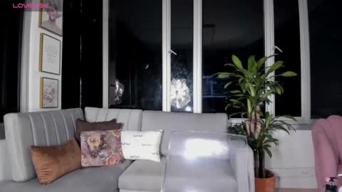 Mara online show from February 9, 10:42 am