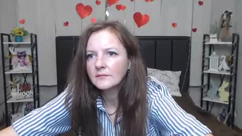 MeganPirs online show from July 11, 5:49 pm