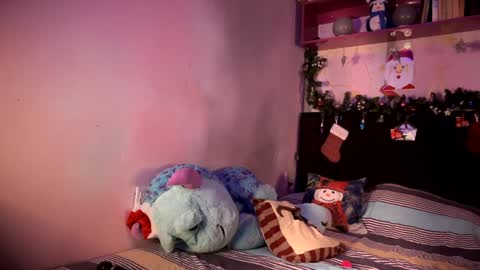 Snapshot of meganthompsonn chatting on December 20, 7:07 pm Megan online show from December 20, 7:07 pm