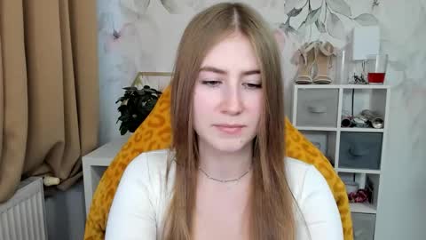 Megan online show from November 24, 1:32 pm