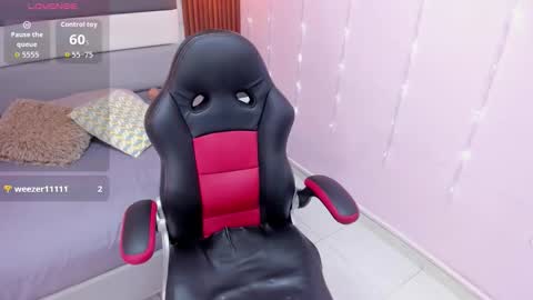 M E G A N  online show from November 28, 3:47 am