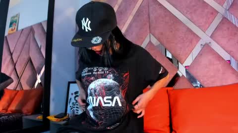 meghanqueen__ online show from March 31, 3:07 am