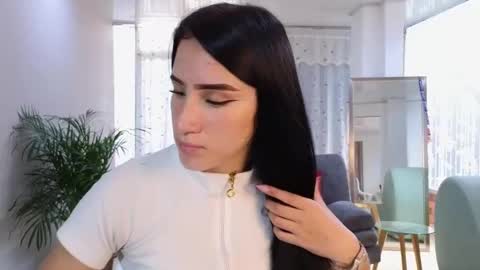 Snapshot of mei_naughtycat chatting on March 9, 7:05 pm Mei online show from March 9, 7:05 pm