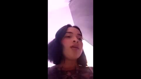 Snapshot of meily_oficial chatting on September 12, 6:59 am IG soymeily oficial online show from September 12, 6:59 am