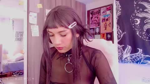 Melissa  -  -  Please help me to reach 100 thumbs up online show from October 2, 7:56 pm