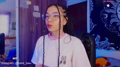 Melissa  -  -  Please help me to reach 100 thumbs up online show from March 18, 6:36 pm