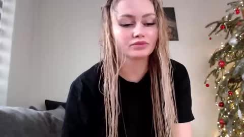 Melania online show from January 20, 12:39 pm