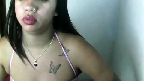 melanie025 online show from March 9, 7:18 pm