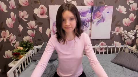 Snapshot of melanie_grant chatting on February 2, 5:59 pm Melanie online show from February 2, 5:59 pm