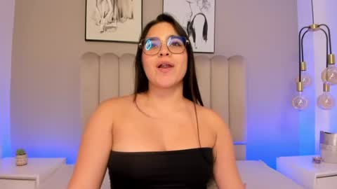 Melanie online show from July 9, 1:20 am