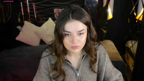 Melanie online show from April 14, 5:22 am