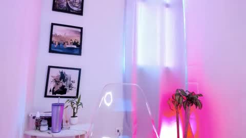 Snapshot of melaniegagner_ chatting on September 12, 3:58 pm Melany online show from September 12, 3:58 pm