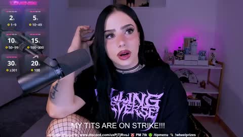 Melanie  online show from January 30, 8:31 pm