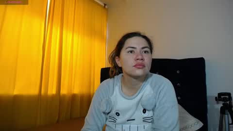 Melanie Parker online show from May 14, 12:58 pm