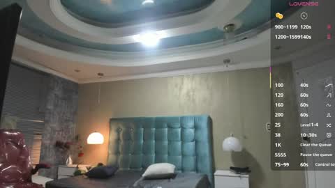        online show from April 7, 12:40 pm