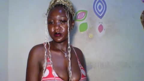 Snapshot of melanin_coco chatting on October 20, 9:09 pm Bene online show from October 20, 9:09 pm