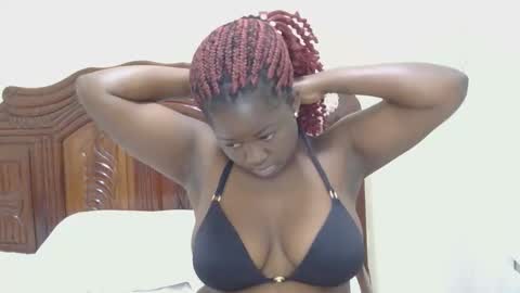 melanin_juicey8 online show from May 6, 8:59 pm