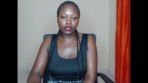 melaningoddess30 online show from June 22, 4:25 pm