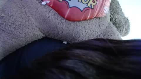 -- MELANNEE -- online show from October 2, 2:43 am