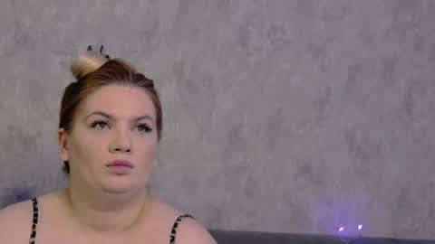 melanniebrown online show from May 10, 5:36 am