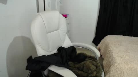 Snapshot of melanniegarzon chatting on February 4, 8:59 pm Melannie online show from February 4, 8:59 pm