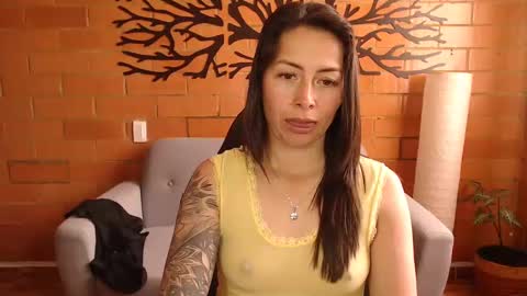 Melanny online show from October 25, 1:33 pm