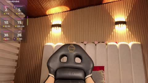 melanny_petite online show from April 1, 1:41 pm